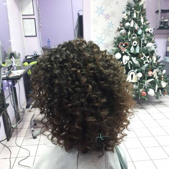 Jovana + #beograd Uvijanje, lokne i talasi Afro lokne - duga kosa