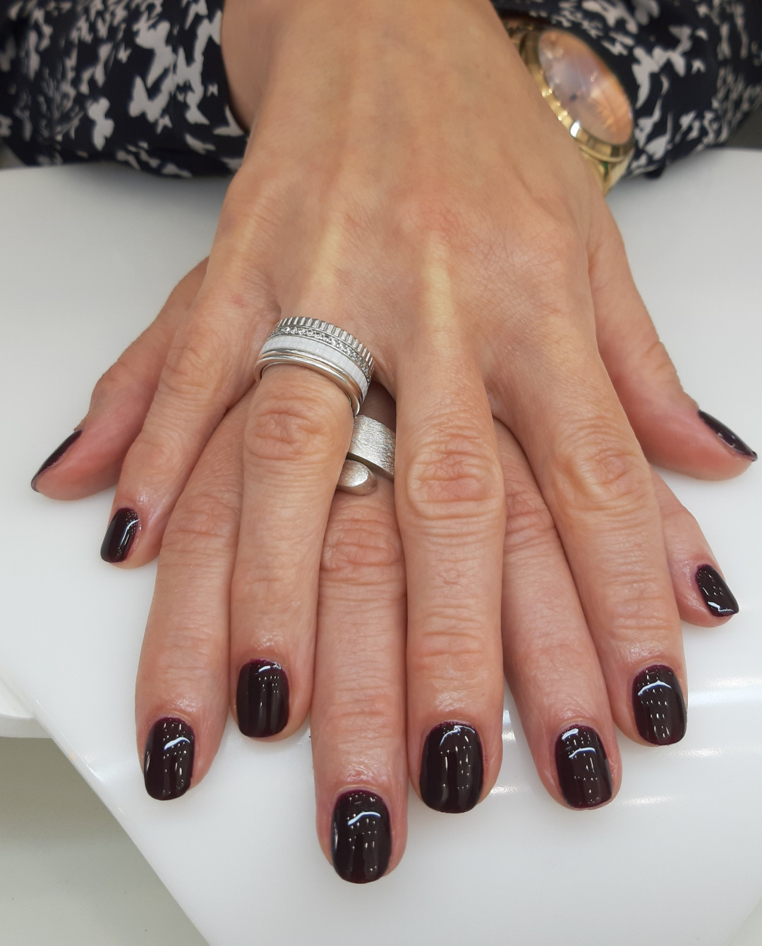 Albina Unisex Studio Lepote #temerin Gel lak Gel lak, ruber baza- ruke i mini manikir (bez skidanja tuđeg materijala)