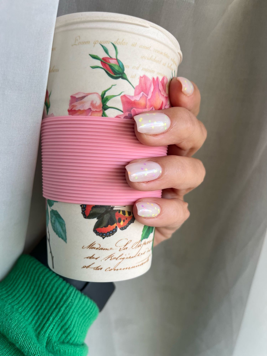 Izlivanje noktiju gelom - kratki nokti - Bibi beauty centar, Beograd Izlivanje noktiju Nokti Izlivanje noktiju, Beograd, Banovo brdo