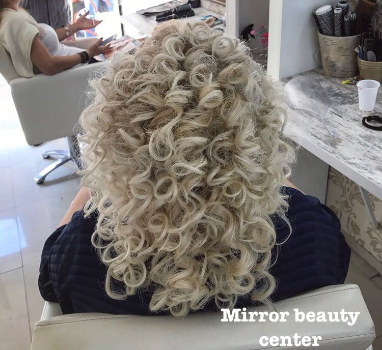 Mirror Beauty Centar, Beograd Svečane i frizure za svadbu
