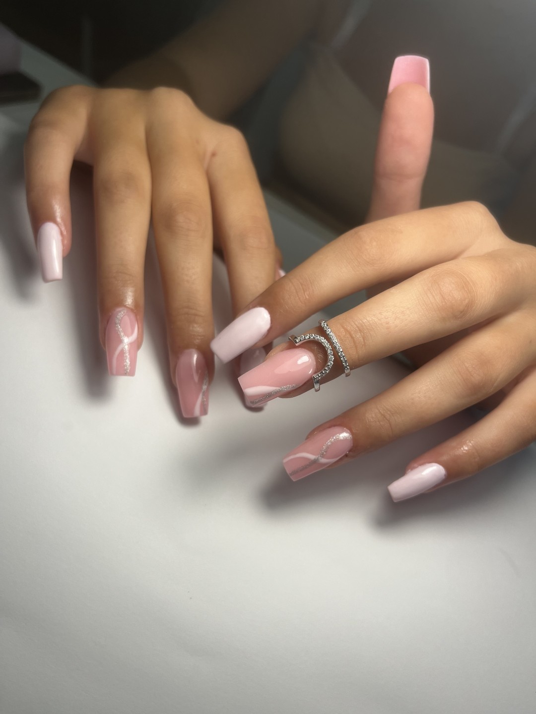 Kokilie Beauty Studio #novisad Izlivanje noktiju Izlivanje kratkih noktiju