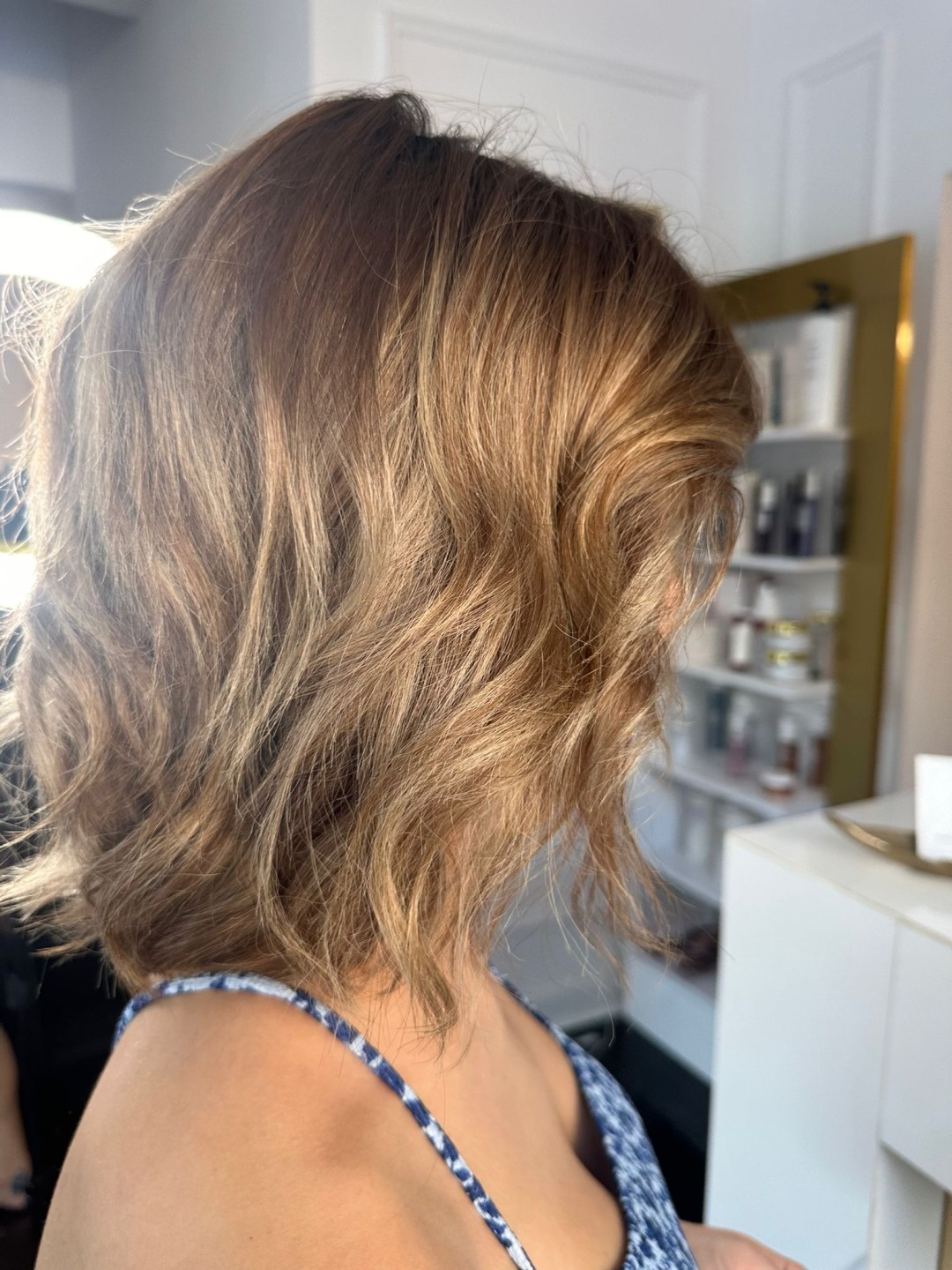 Esthetique Privé #beograd Pramenovi GOLDWELL Pramenovi + preliv + feniranje - kosa srednje dužine
