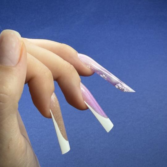 Metime lounge #beograd Ukrašavanje noktiju French / jednostavni nail art - dodatak uz uslugu Nokti