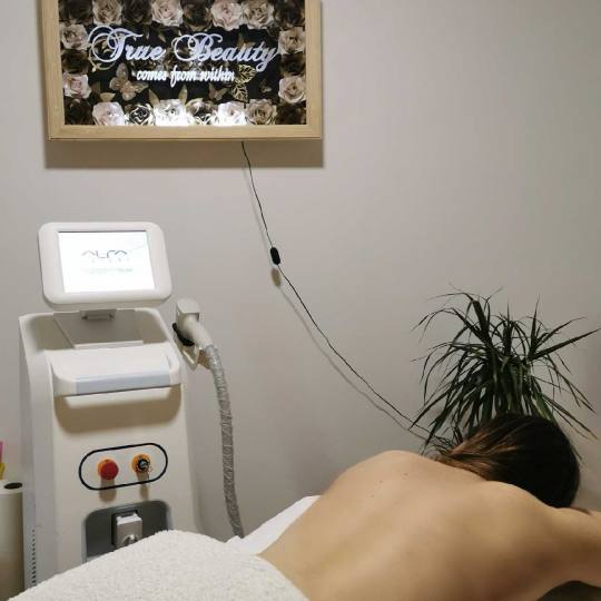 D&D Beauty Center #beograd Laserska epilacija Laserska epilacija donjeg dela leđa - za dame