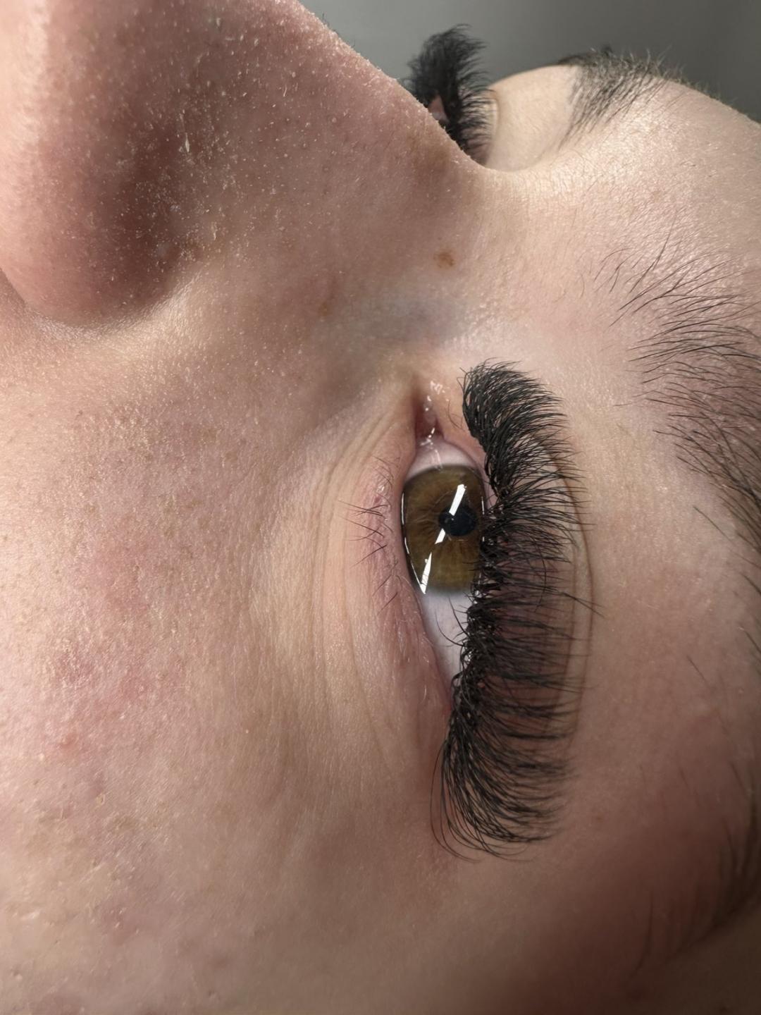 Nadogradnja svilenih trepavica - 4D - Beauty Team J&S 037, Kruševac Nadogradnja trepavica Lice Nadogradnja trepavica, Kruševac, Centar