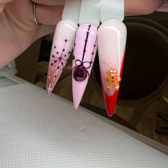 Bibi beauty centar #beograd Izlivanje noktiju Izlivanje noktiju gelom - dugi nokti nail art by BiBi