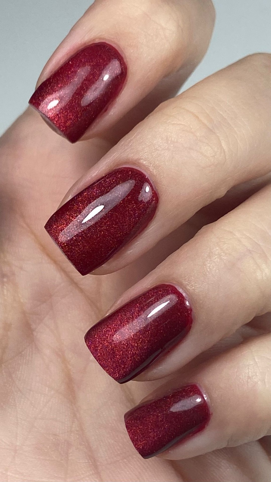 Touch Aesthetic&Medical care #beograd Lakiranje noktiju Vtirka / mačje oko