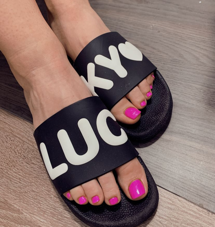 Beauty Palace by M #beograd Gel lak Pedikir + gel lak ( ruski pedikir )