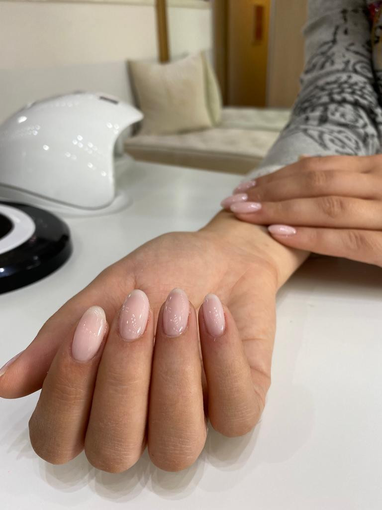 Natural beauty #beograd Manikir Manikir + OPI - gel lak