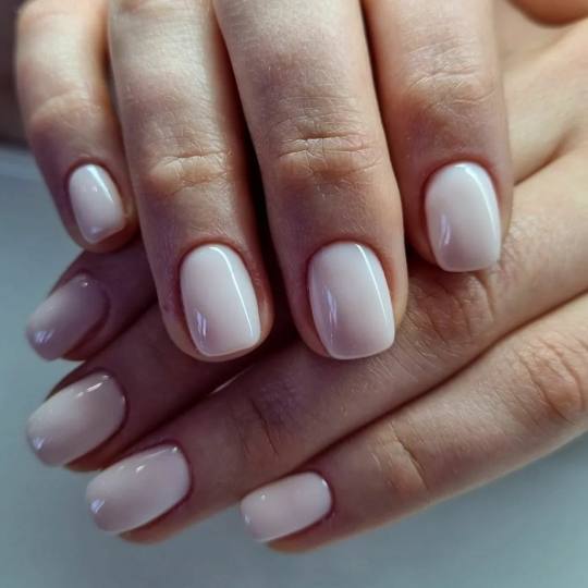 Exclusive Beauty #beograd Ojačavanje noktiju Korekcija ojačavanja noktiju gelom