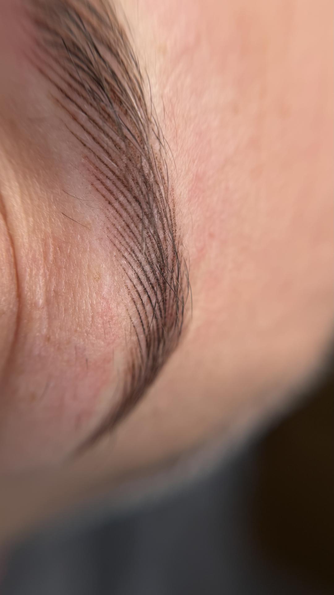 Kult #beograd Obrve Hairstroke obrve