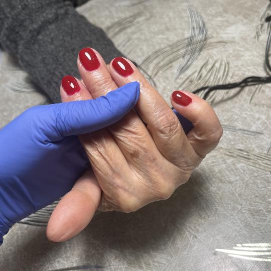 Amelini beauty concept #beograd Gel lak Manikir + gel lak RUBER baza + boja