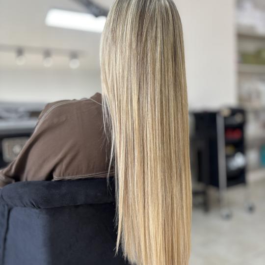 Atelier Kat #beograd Ombre, sombre, balayage Pramenovi, preliv i feniranje- duga kosa