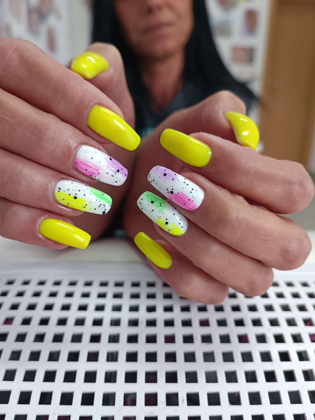 Taci nail art #beograd Ojačavanje noktiju Ojačavanje prirodnih noktiju gelom