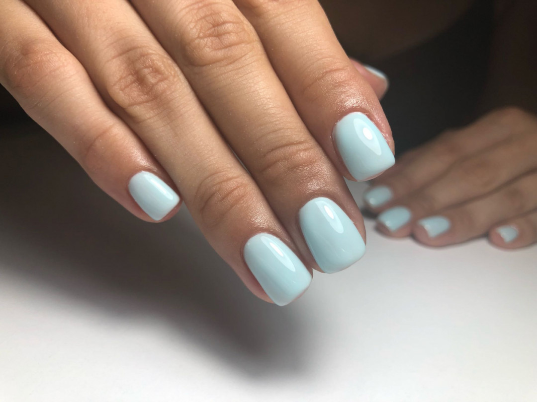 Mademoiselle Beauty #beograd Gel lak Gel lak - ruke sa aparatnim manikirom