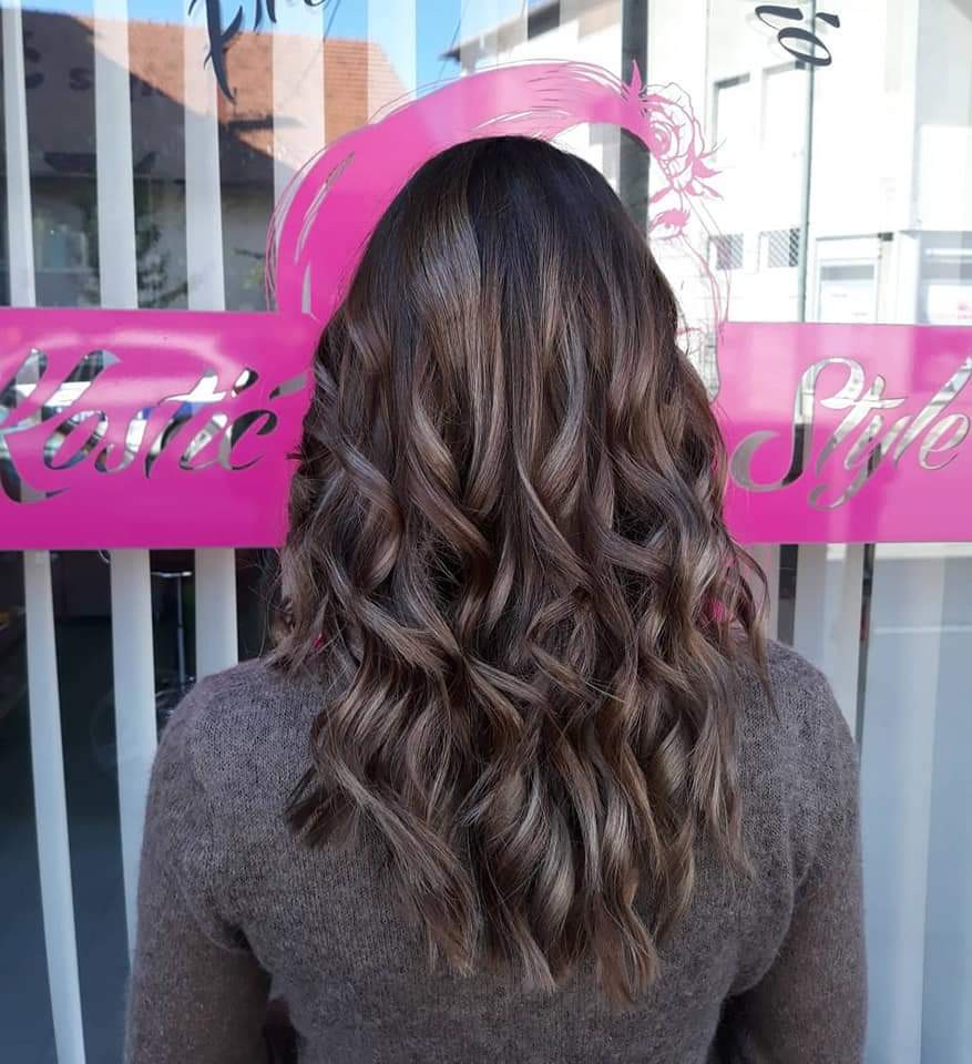 Кostić Style #kragujevac Ombre, sombre, balayage Balayage + feniranje -farbom kosa srednje dužine