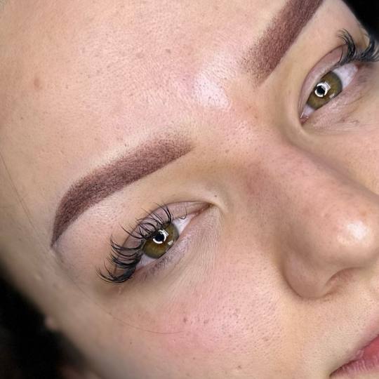 Lola Beauty Room #beograd Obrve Puder obrve