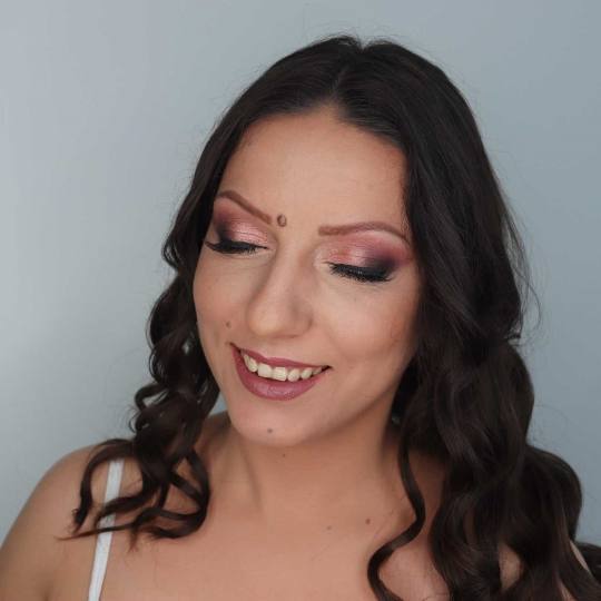 M Studio 0303 #novisad Make-up / šminkanje Profesionalno šminkanje + peglanje / lokne (podrazumeva