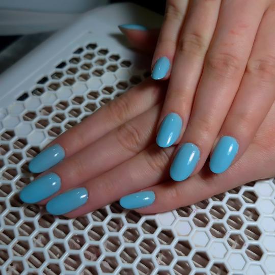 Krispy tattoo & nails usluga