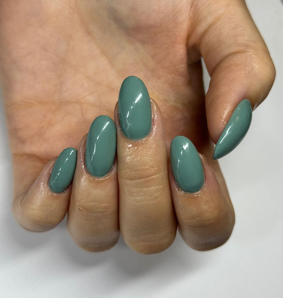 The Maya #beograd Korekcija noktiju Korekcija noktiju - M dužina