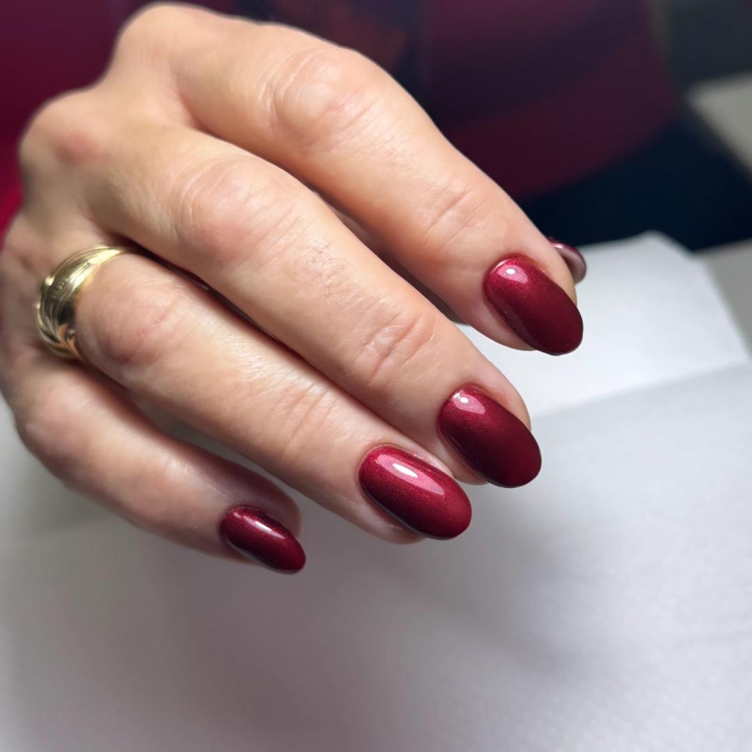 Gel lak - ruke - Studio lepote Cik Cak, Beograd Gel lak Nokti Gel lak, Beograd, Košutnjak, Filmski grad, Golf naselje