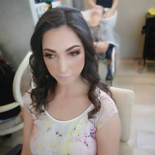 Bibi beauty centar #beograd Make-up / šminkanje Profesionalno šminkanje + svečana frizura - za ma