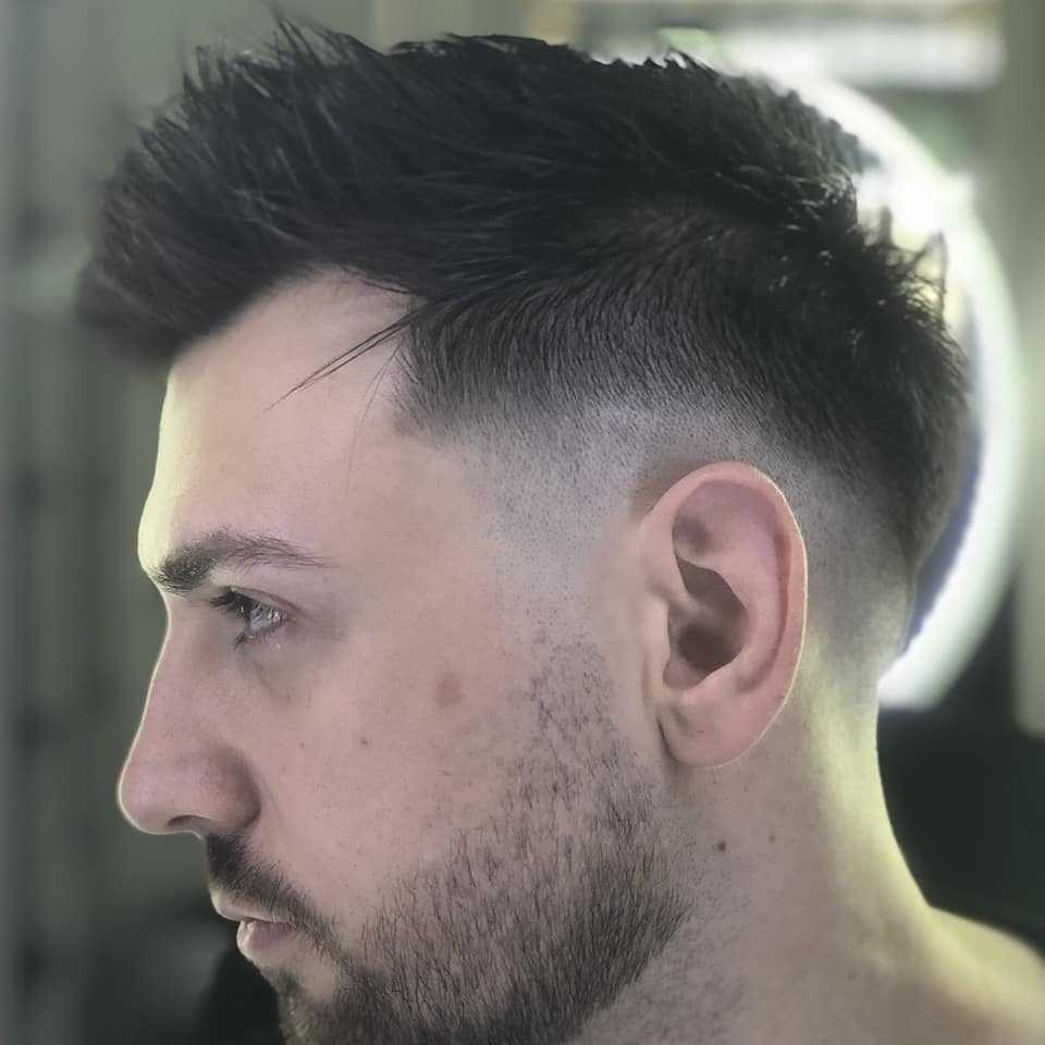 Headroom #beograd Muško šišanje Muško šišanje makazama + mašinicom