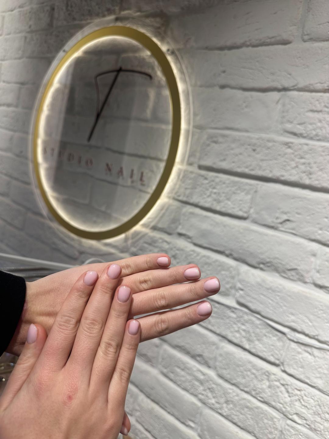 T studio nail #beograd Ojačavanje noktiju Ojačavanje prirodnih noktiju gelom