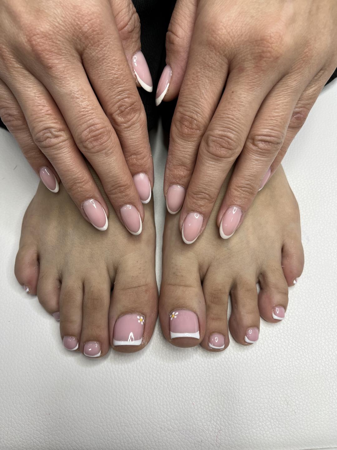 Princess beauty #nis Estetski pedikir Estetski pedikir + gel lak