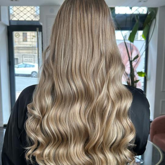 Esthetique Privé #beograd Ombre, sombre, balayage Balayage +preliv+ šišanje + feniranje