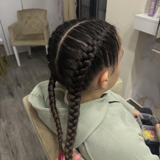 Studio Magic Room #beograd Pletenice, kike, punđe Bokserske pletenice