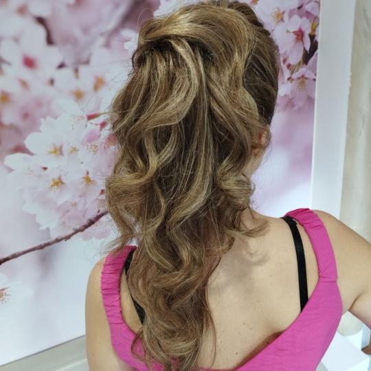 Dve mace 1 #beograd Pletenice, kike, punđe Svečana frizura - jednostavna