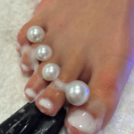 L’Avenue #beograd Estetski pedikir Aparatni ruski pedikir + gel lak