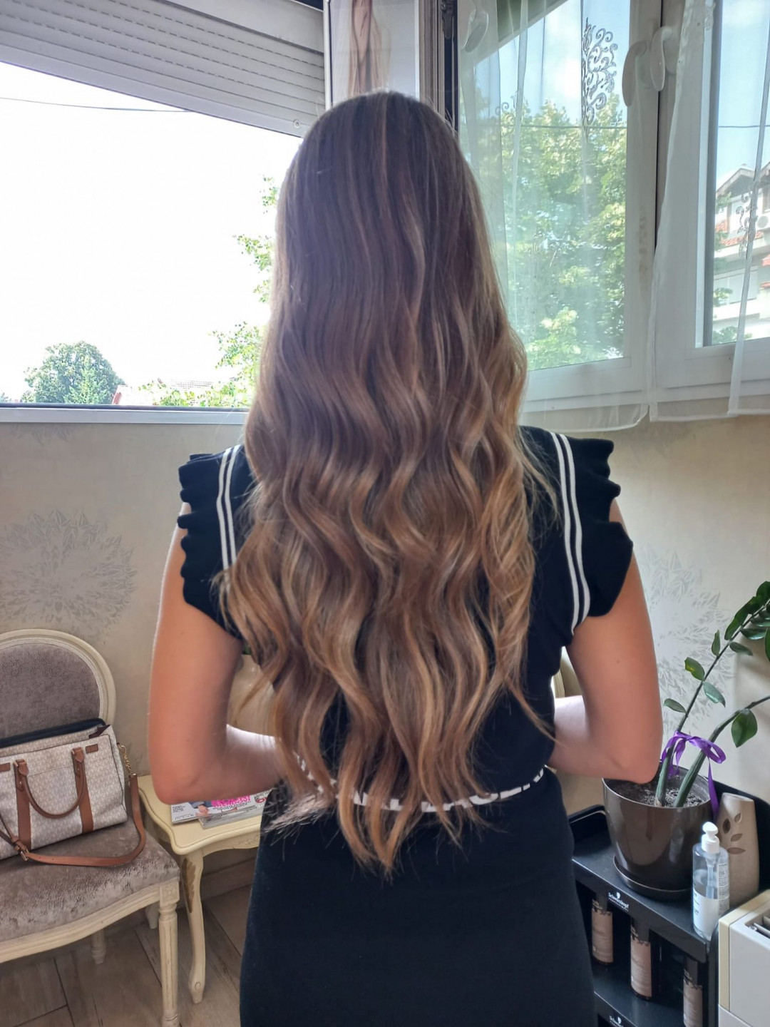 Bibi beauty centar #beograd Nega i ojačavanje kose Botox tretman + feniranje - duga kosa