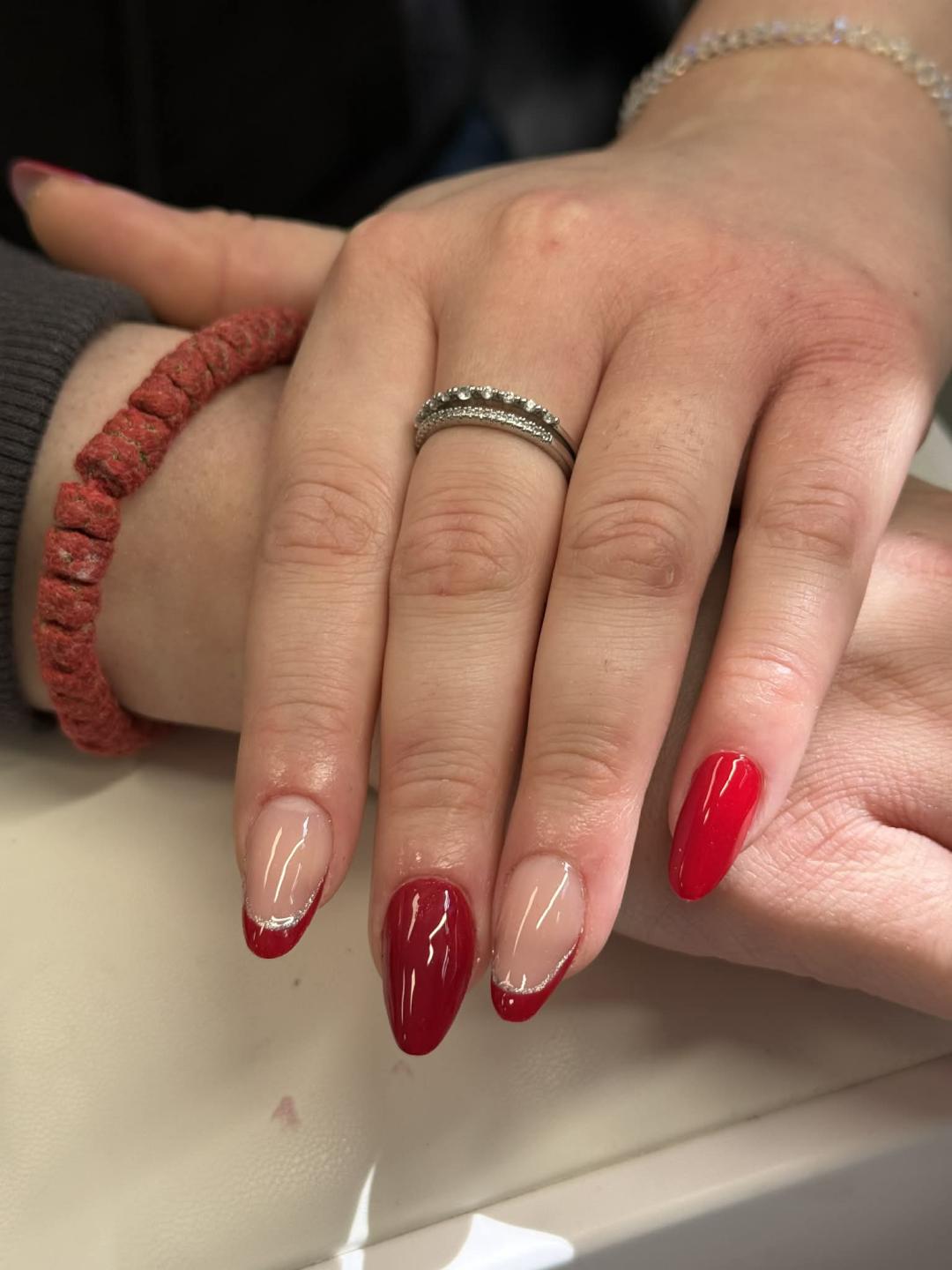 Saigon Beauty #novisad Izlivanje noktiju Izlivanje noktiju gelom - S dužina