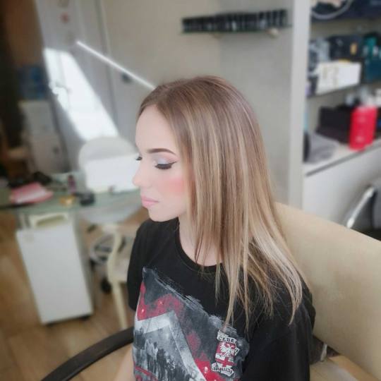 Bibi beauty centar #beograd Make-up / šminkanje Profesionalno šminkanje + veštačke trepavice mak