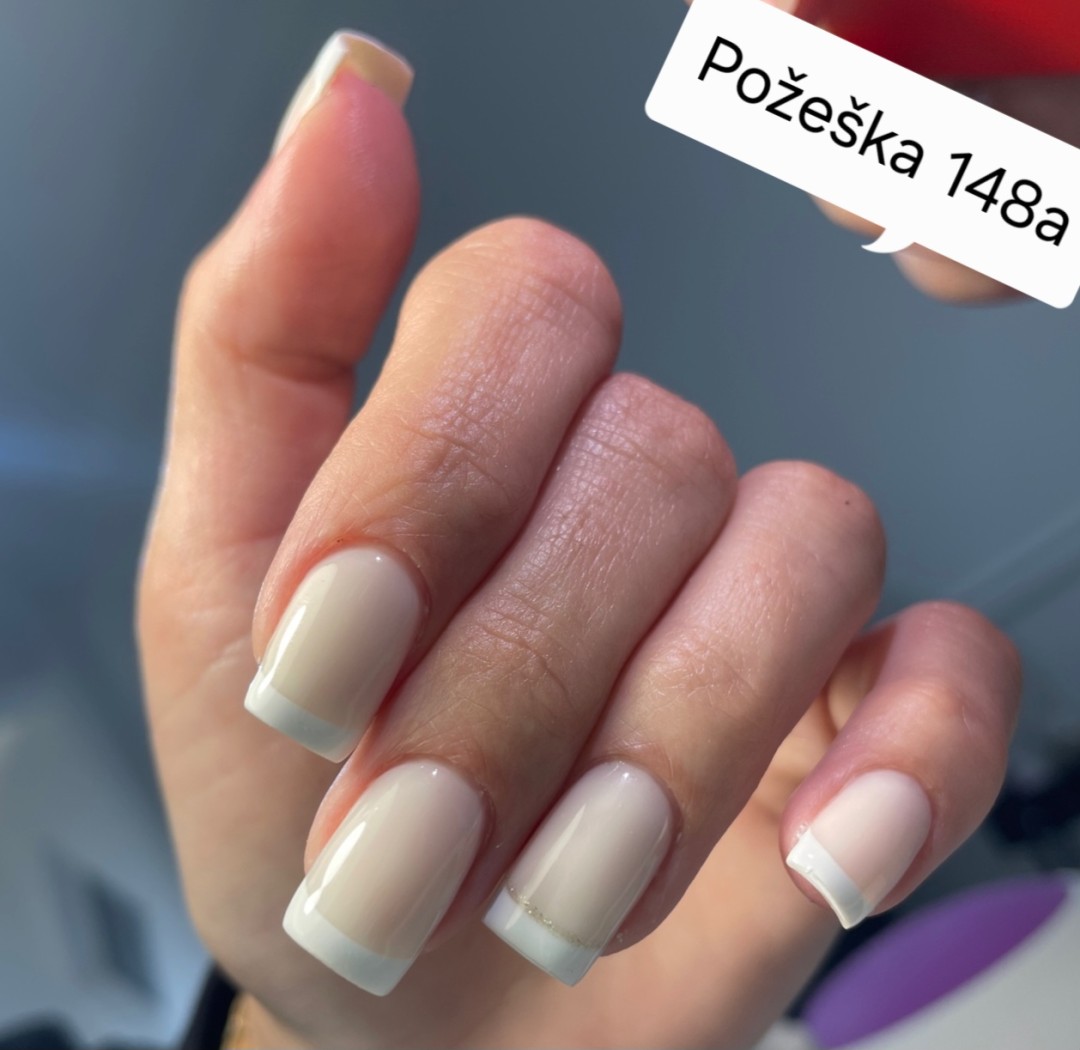 Dve mace 2 #beograd Izlivanje noktiju Izlivanje noktiju gelom - french