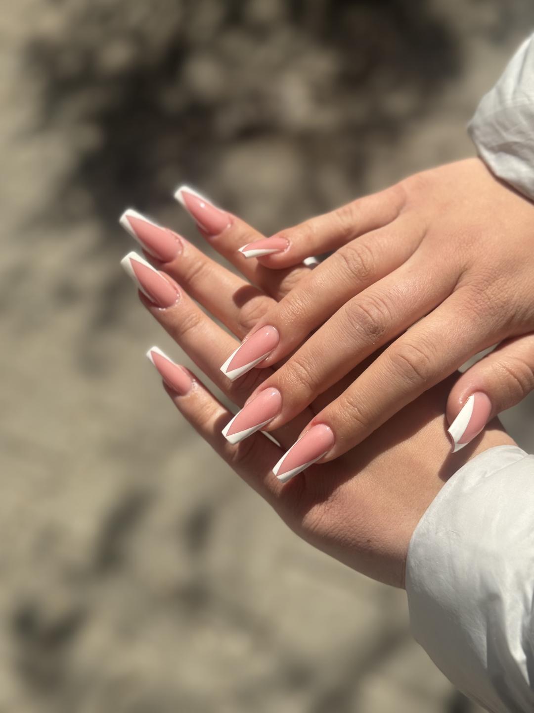 Izlivanje noktiju gelom - XXL dužina - Mia bella beauty, Novi Sad Izlivanje noktiju Nokti Izlivanje noktiju, Novi Sad, Sajmište, Detelinara, Banatić