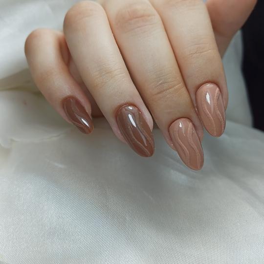 La Hermosa Beauty Studio usluga