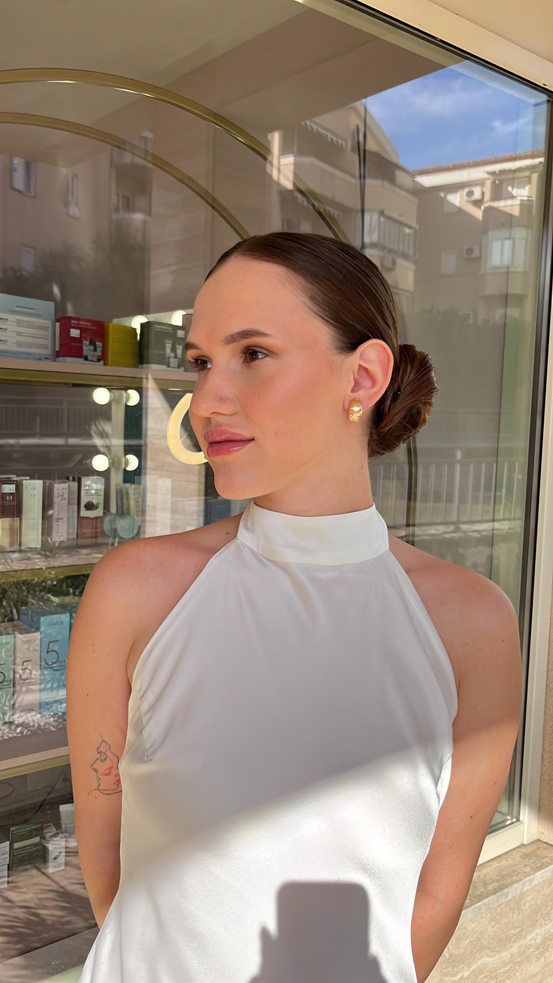 Frizura za venčanje + šminka za venčanje - Pudra beauty, Beograd Svečane i frizure za svadbu Frizerski saloni Svečane i frizure za svadbu, Beograd, Palilula centralni deo