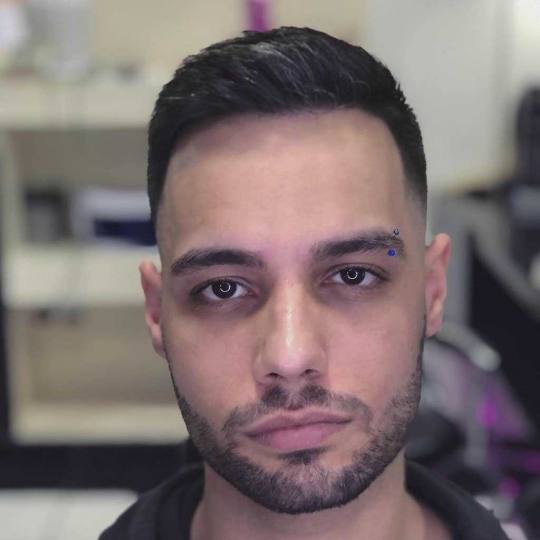 Headroom #beograd Muško šišanje Muško šišanje makazama + mašinicom