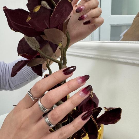 Belle Ana #beograd Izlivanje noktiju Izlivanje noktiju gelom - M dužina Dual forme 
Savršeni nokt