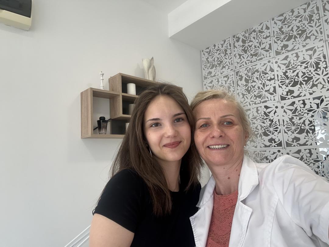 Oblikovanje obrva pincetom - Sandra estetik studio, Beograd Obrve Lice Obrve, Beograd, Banovo brdo