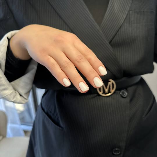 Lui beauty concept #beograd Manikir Manikir + gel lak - S dužina