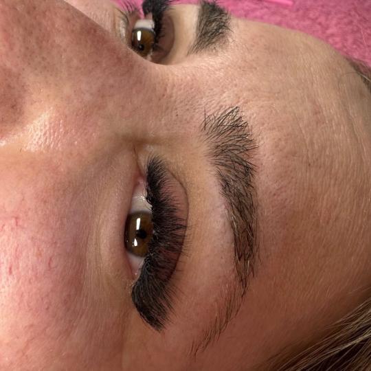 Beauty Team J&S 037 #krusevac Nadogradnja trepavica Nadogradnja svilenih trepavica - 5D