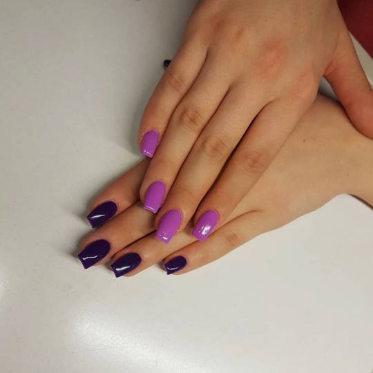 BB Studio #beograd Gel lak Kris Gel lak + manikir - ruke Lak koji se ne krza, ne ljušti, traje od t