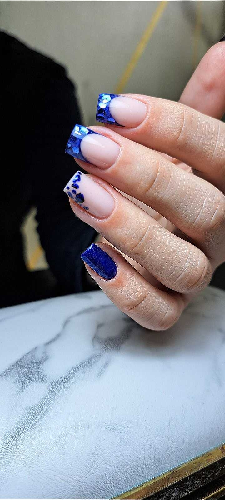 Ashanti Beauty Salon & Academy #beograd Ojačavanje noktiju Ojačavanje prirodnih noktiju gelom - french