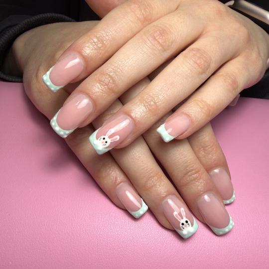 Beauty room Zvezdara #beograd Izlivanje noktiju Korekcija izlivanja noktiju gelom - M dužina