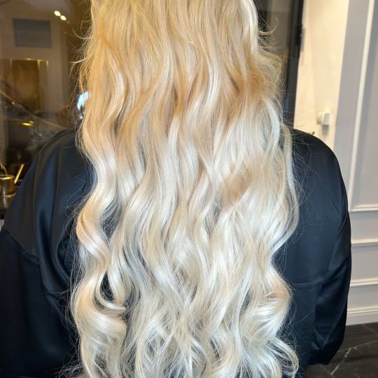 Esthetique Privé #beograd Nadogradnja kose Nadogradnja kose po pramenu - 80cm