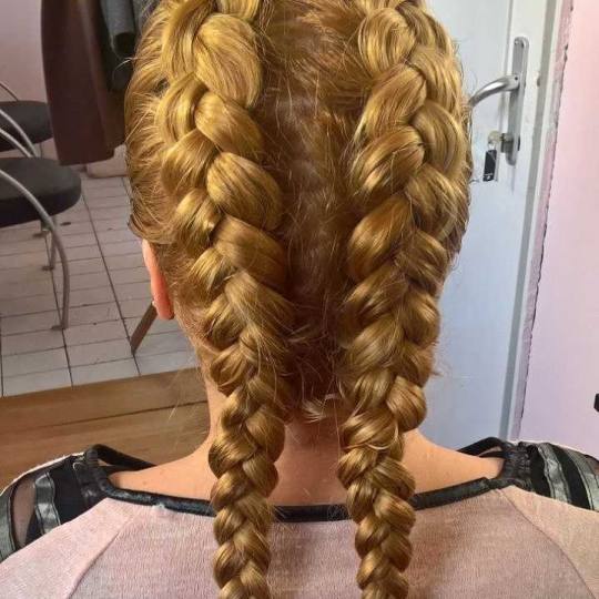 Moment #beograd salon Moment